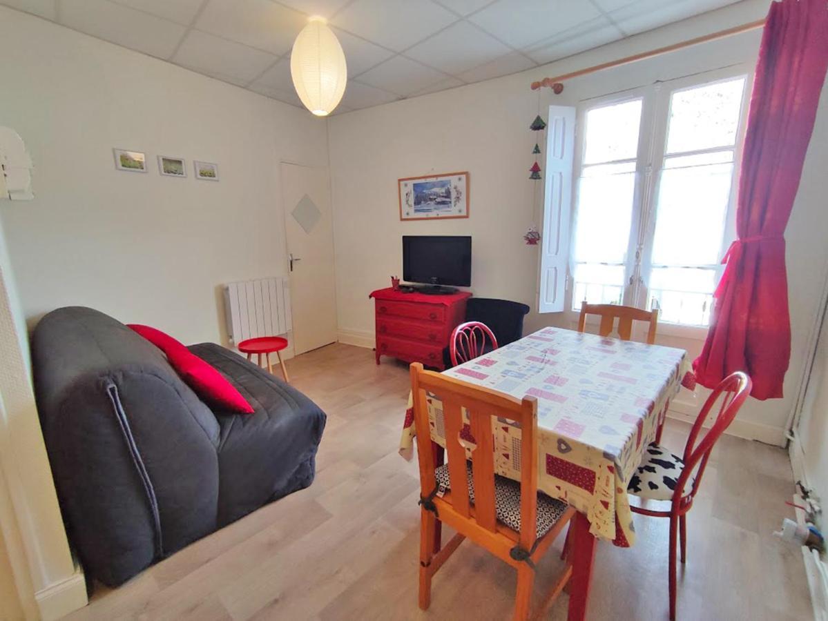 Les 3 Renards, T2 Bis, Parking, Centre Luchon, Casier A Skis, 4 Personnes Bagnères-de-Luchon Dış mekan fotoğraf